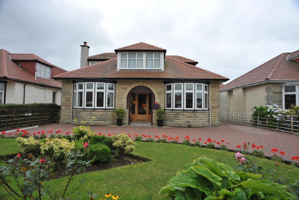 Whin Park Guest House Largs Bagian luar foto