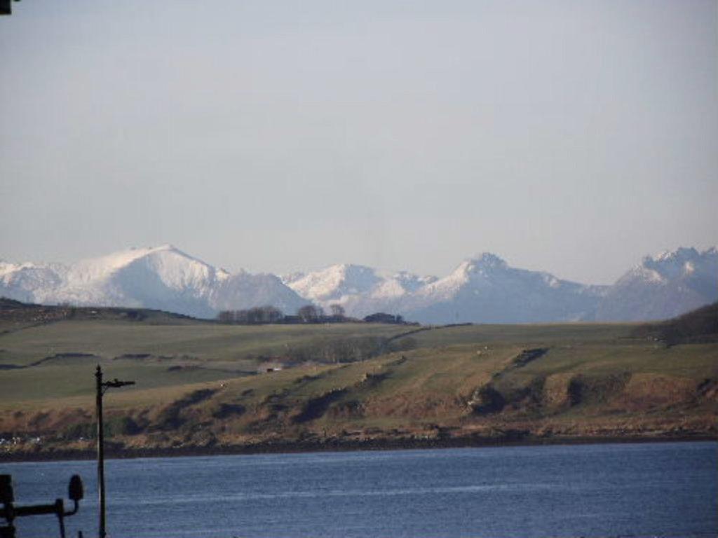 Whin Park Guest House Largs Bagian luar foto