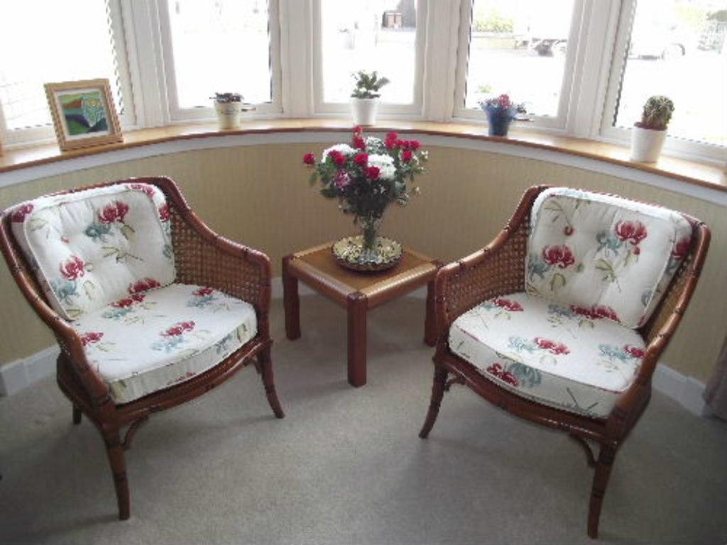 Whin Park Guest House Largs Bagian luar foto